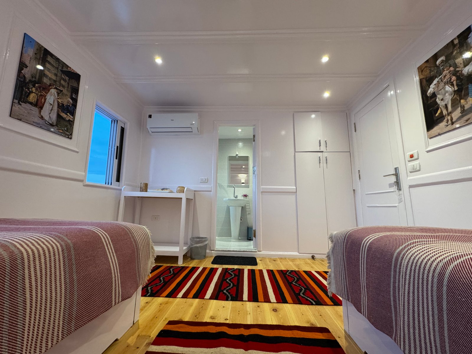 Soul of the Nile guest room interior photo 5